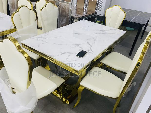 Quality Modern Glossy Finishing Marble Dining Set photo 4