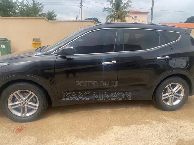 Hyundai Santa Fe 2017 Black