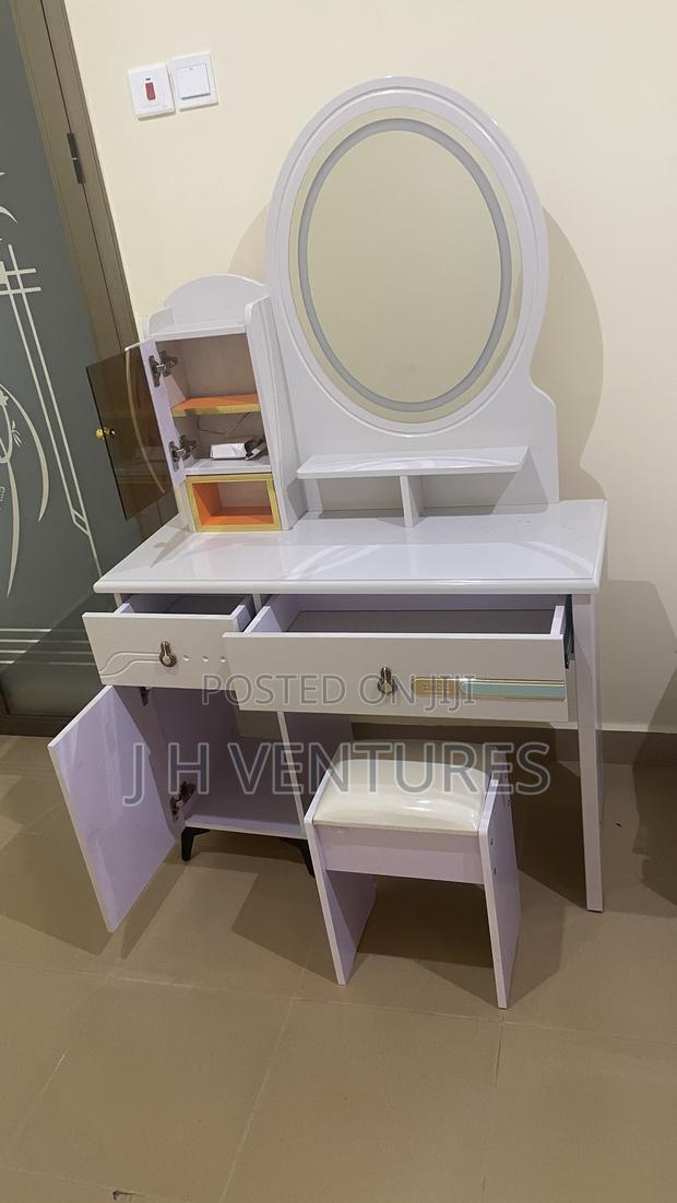 Dressing Mirror photo 3