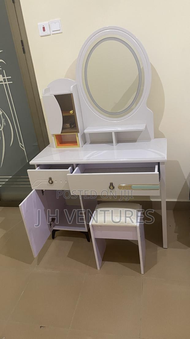 Dressing Mirror photo 2