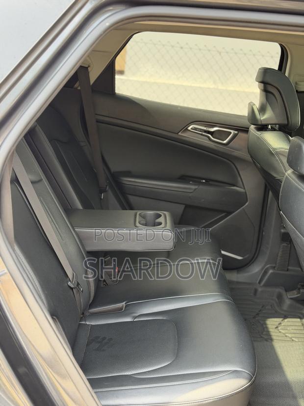 Kia Sportage X-Pro 2023 Gray photo 8