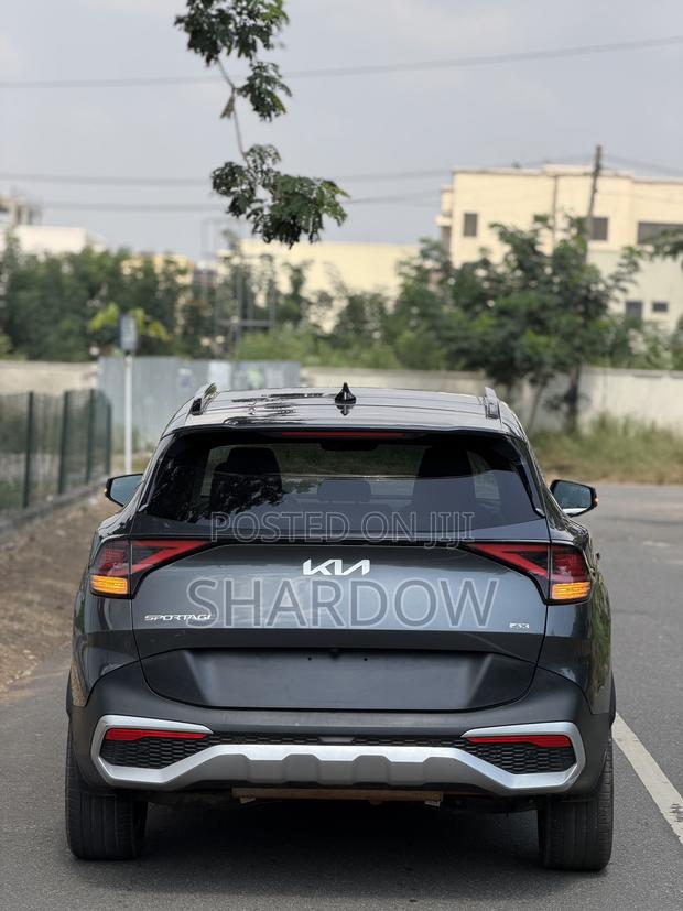 Kia Sportage X-Pro 2023 Gray photo 3