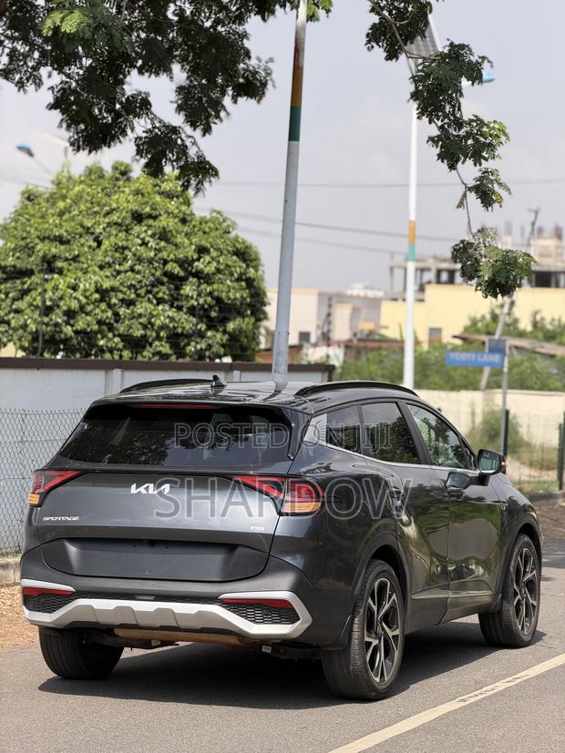 Kia Sportage X-Pro 2023 Gray photo 4