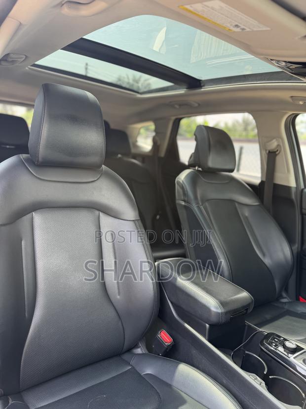 Kia Sportage X-Pro 2023 Gray photo 9