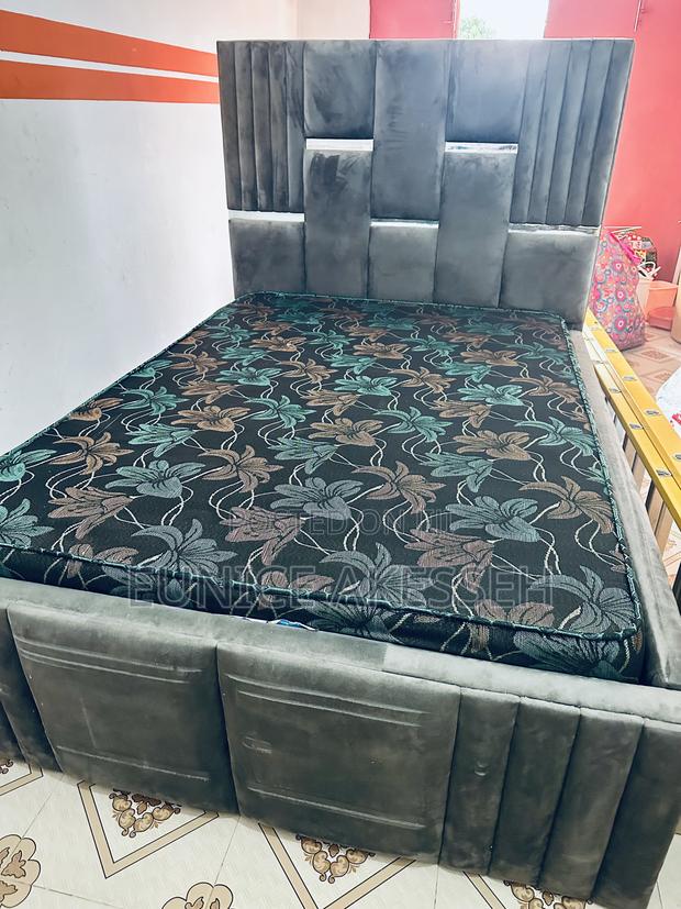 Double Bed With Mattress photo 6