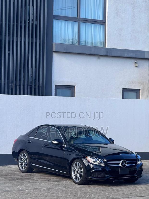 Mercedes-Benz C300 Base C300 AWD 4MATIC Sedan 2018 Black photo 2