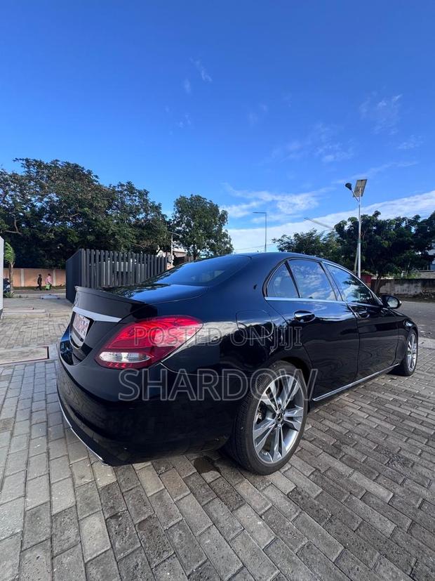 Mercedes-Benz C300 Base C300 AWD 4MATIC Sedan 2018 Black photo 5