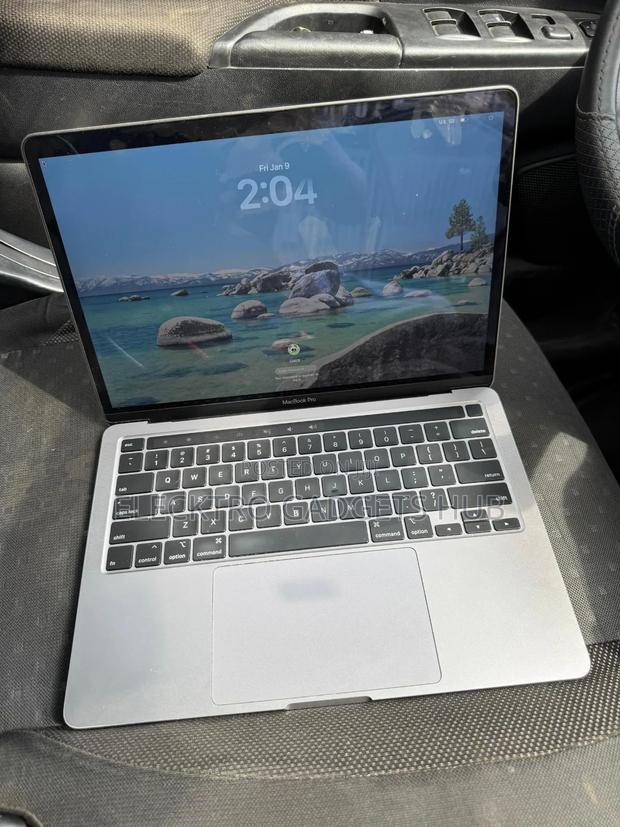 Laptop Apple MacBook Pro 2020 32GB Intel Core I7 SSD 512GB