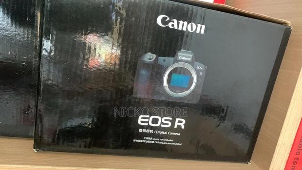 Canon Eos R photo 2