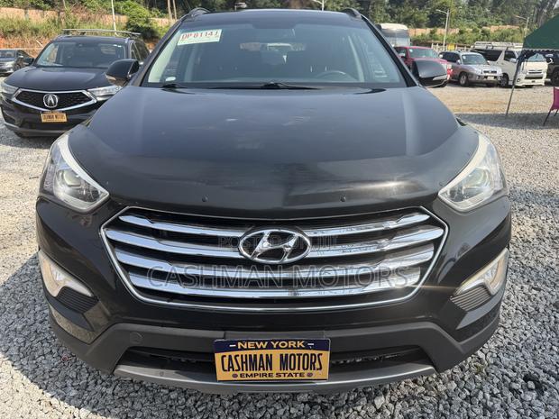 Hyundai Santa Fe Limited w/Saddle Interior 4dr SUV AWD (3.3L 6cyl 6A)