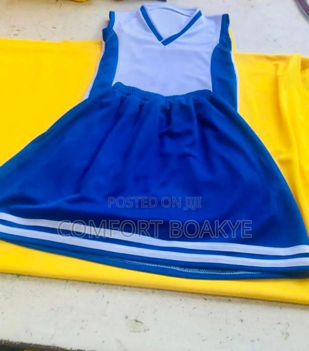 School Friday Wear · Photo 4