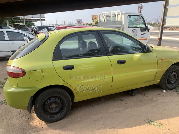 Daewoo Lanos 2004 Yellow