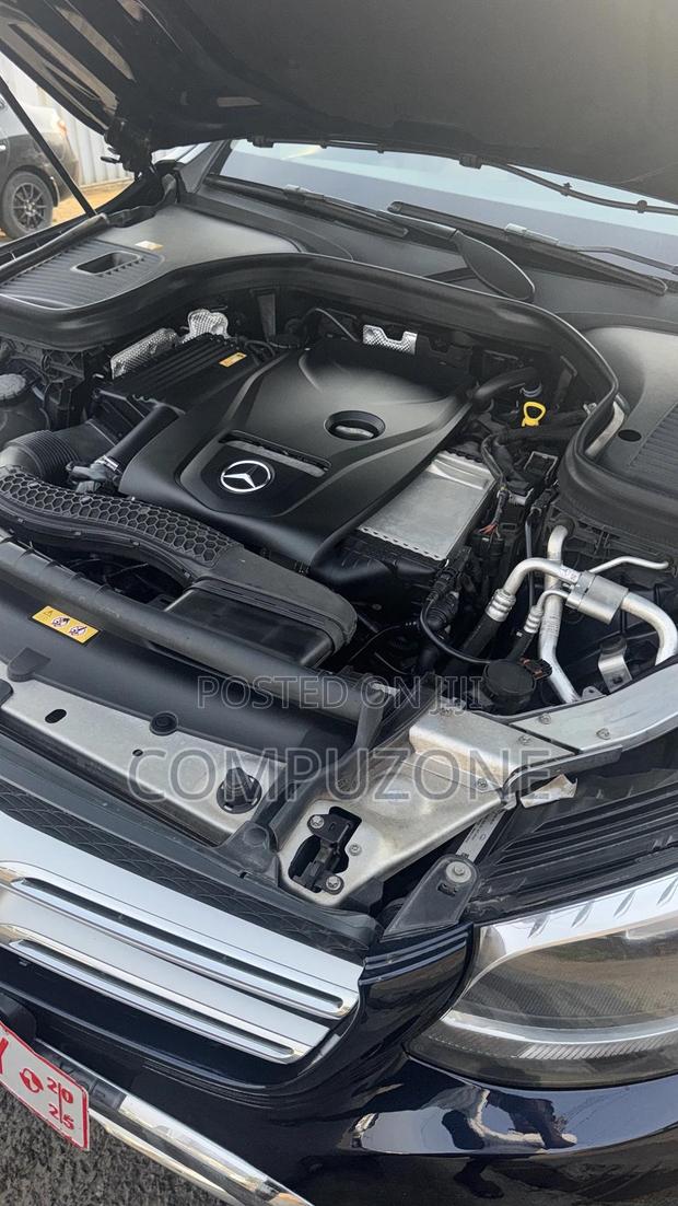 Mercedes-Benz GLC-Class 2016 Blue photo 13