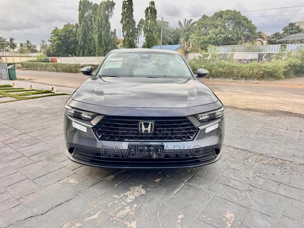 Honda Accord SE CVT 2025 Gray photo 4