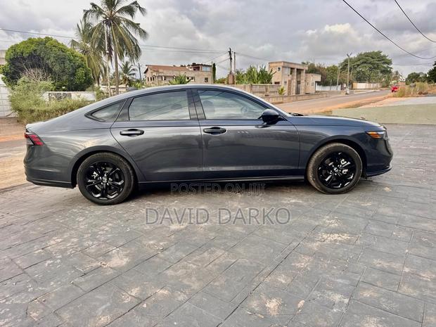 Honda Accord SE CVT 2025 Gray photo 5