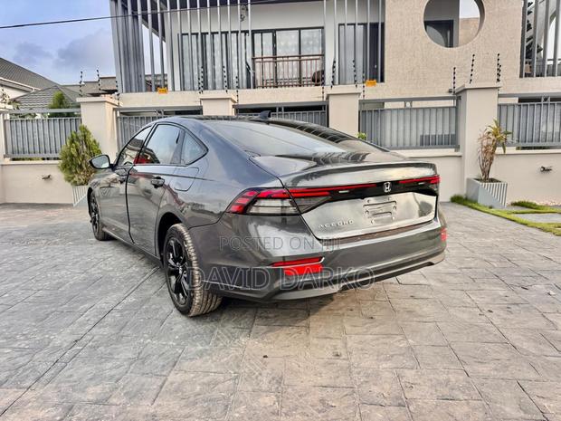 Honda Accord SE CVT 2025 Gray photo 8