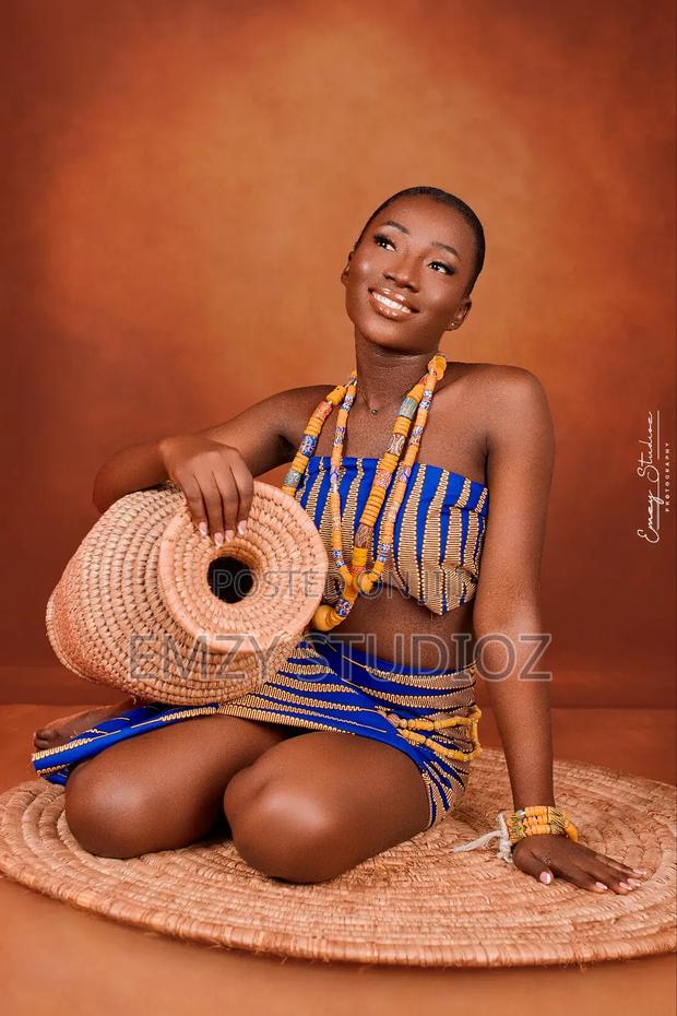 Professional Photography Studio photo 2