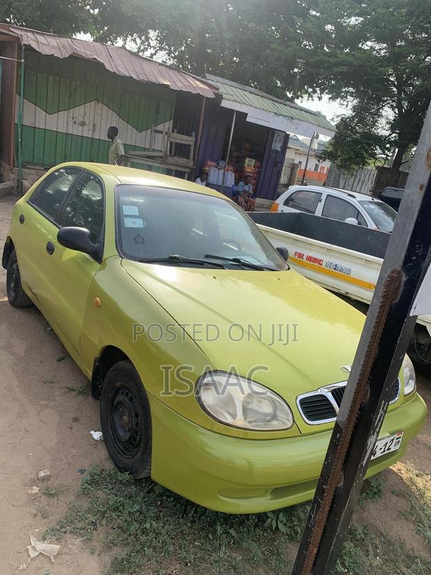 Daewoo Lanos 2004 Yellow