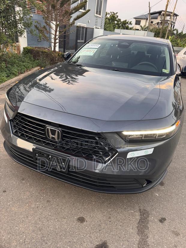 Honda Accord SE CVT 2025 Gray photo 17