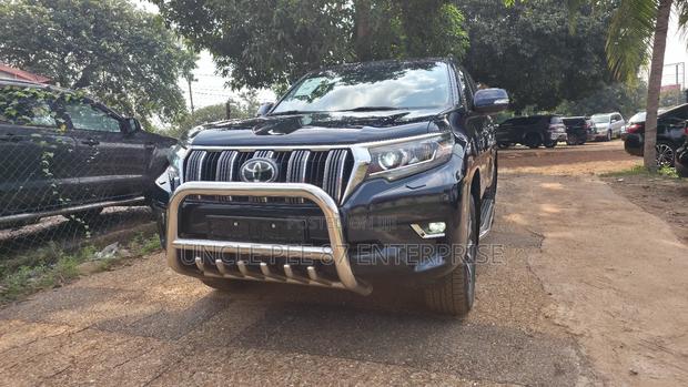 Toyota Land Cruiser Prado 3.0 190hp 2019 Black photo 2