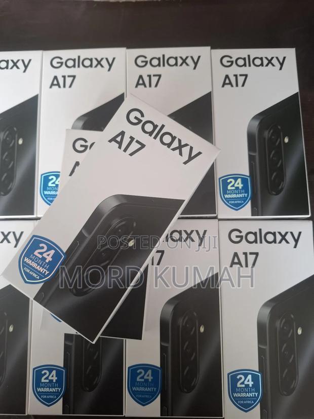 New Samsung Galaxy A17 128 GB Silver · Photo 4