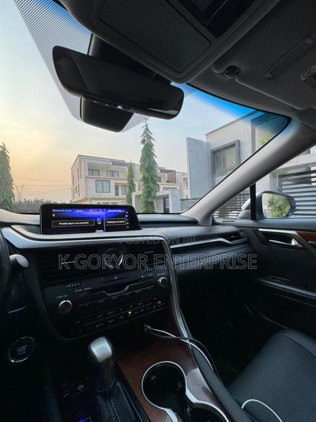 Lexus RX 350 2019 White photo 10