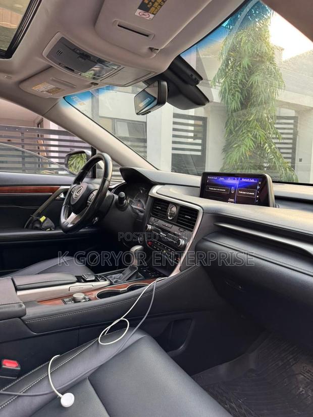 Lexus RX 350 2019 White photo 9