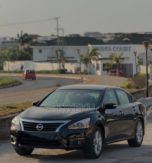 Nissan Altima 2.5 SV 4dr Sedan (2.5L 4cyl CVT) 2014 Black