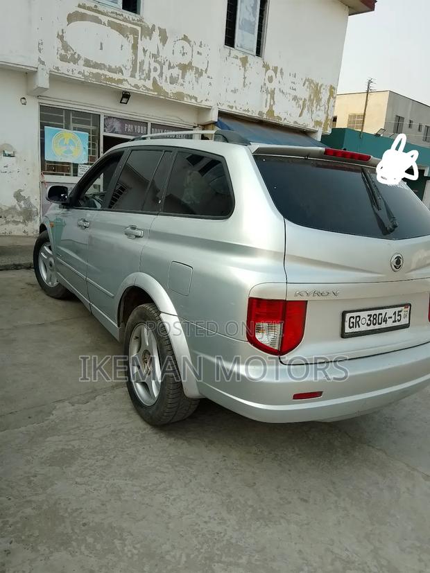 SsangYong Kyron 2.0D Automatic 2010 Silver