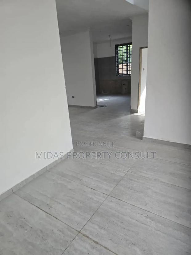 4bdrm House in West Trassaco, Ashaley Botwe for sale photo 12