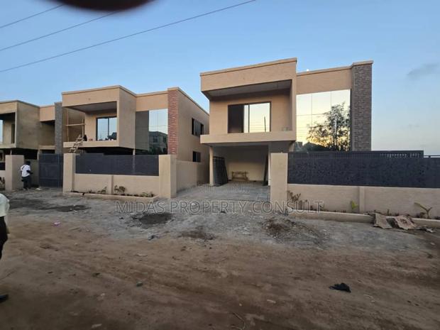 4bdrm House in West Trassaco, Ashaley Botwe for sale photo 2