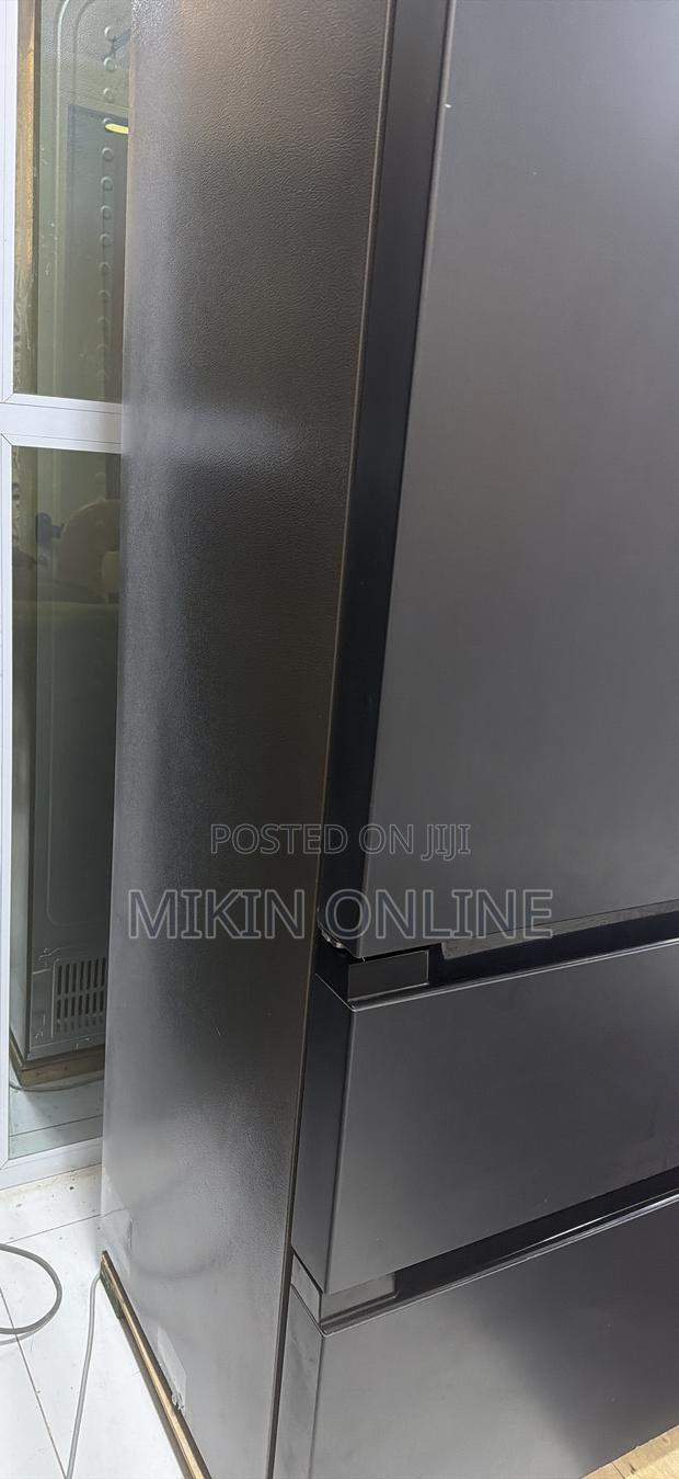 Midea 4-Door French Door Refrigerator photo 2
