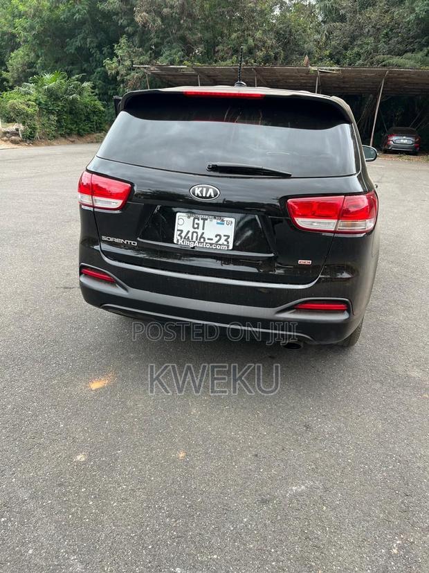 Kia Sorento 2.4L LX AWD 2017 Black photo 2