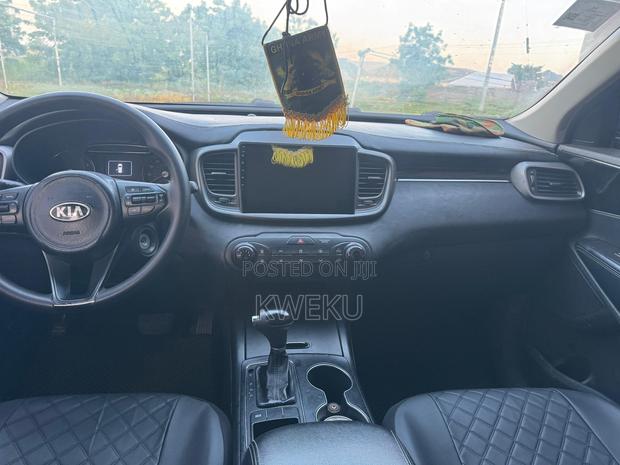 Kia Sorento 2.4L LX AWD 2017 Black photo 7