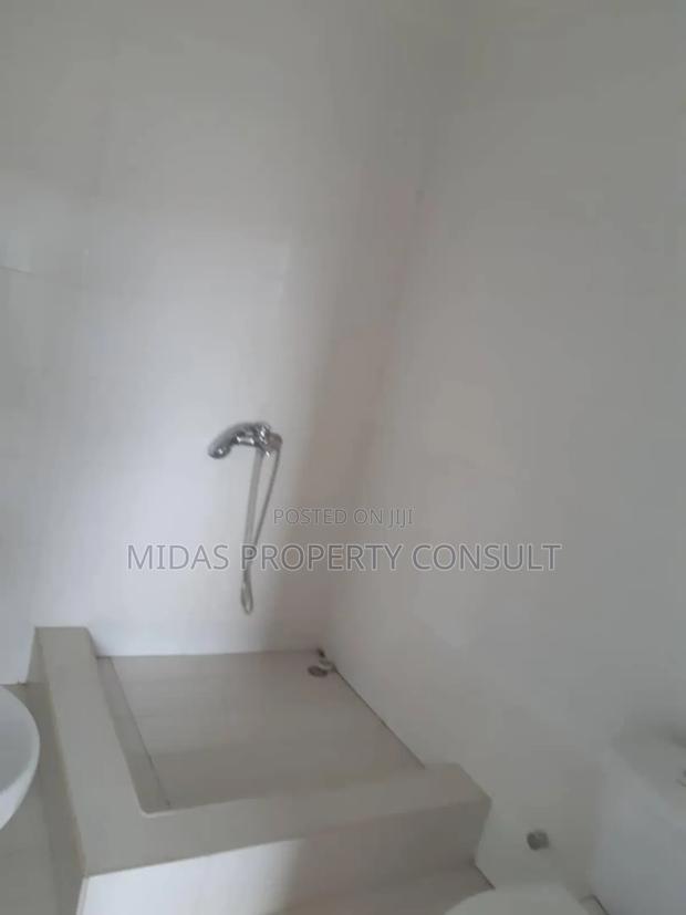 3bdrm House in Kwabenya for sale photo 8