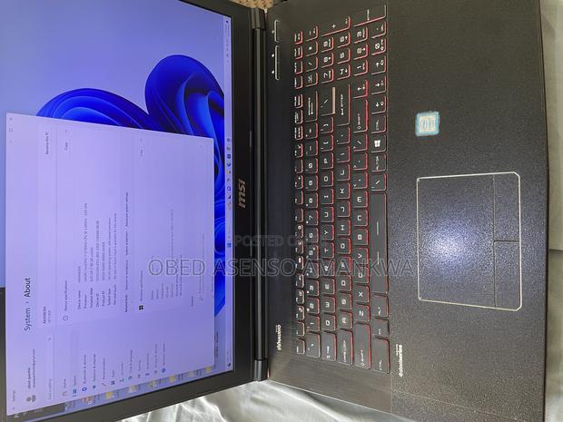 Laptop MSI GE72 Apache Pro 8GB Intel Core I7 HDD+SSD 1T