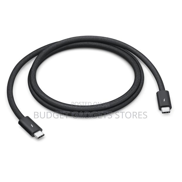 Apple Thunderbolt 5 (Usb‐C) Pro Cable (Original From Apple)