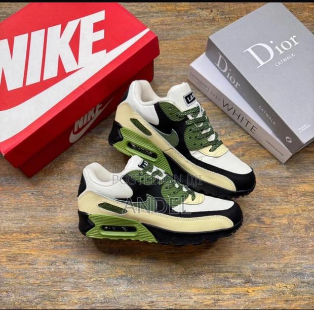Quality Sneakers photo 2