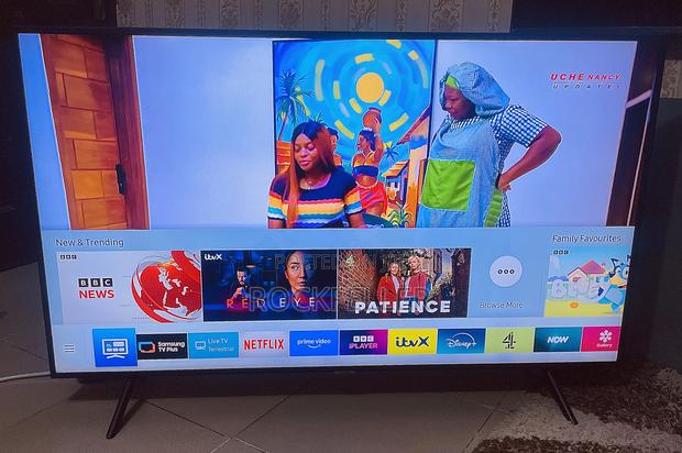 Uk Used Samsung Uhd Hdr Smart Full Digital 55 Inches photo 5