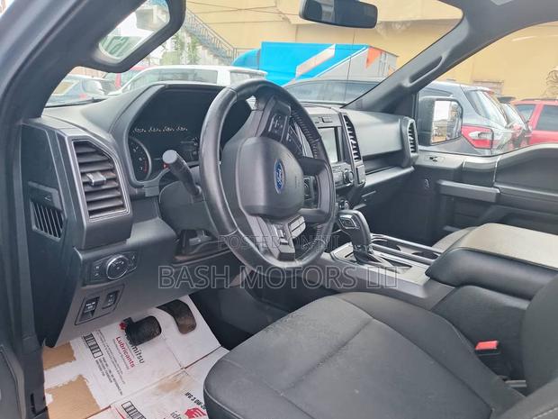 Ford F-150 2019 Gray