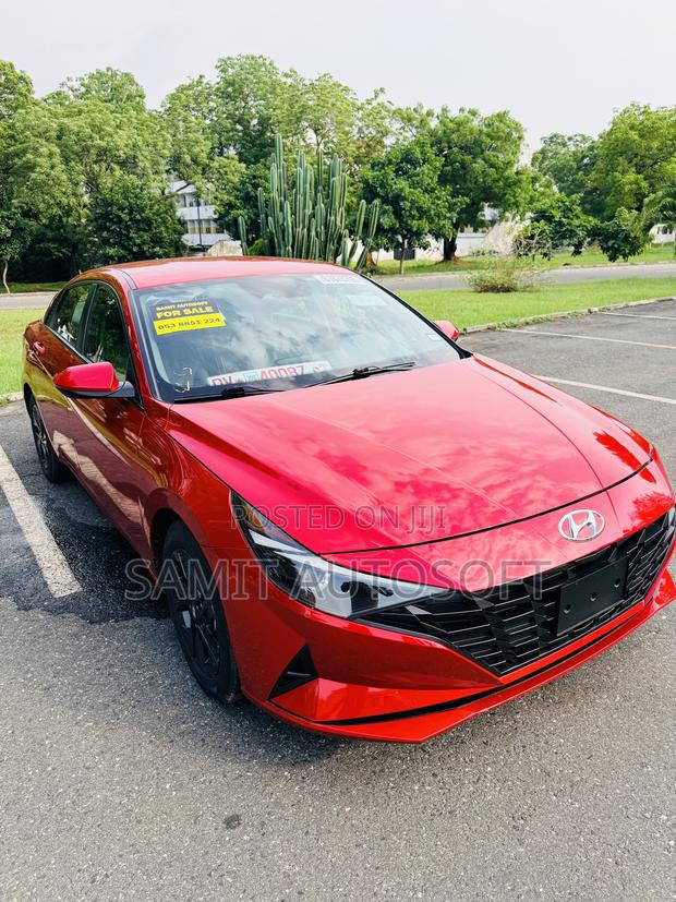 Hyundai Elantra SEL 2023 Red