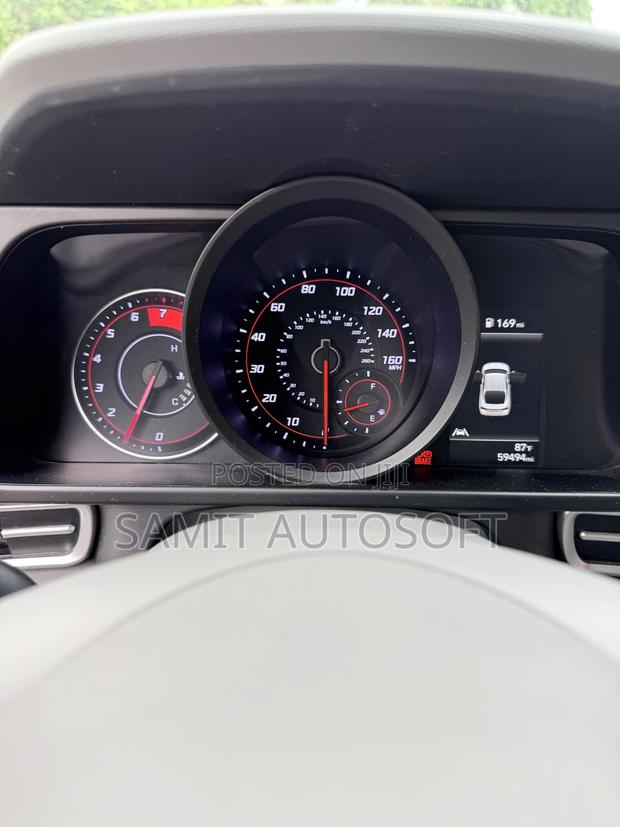 Hyundai Elantra SEL 2023 Red