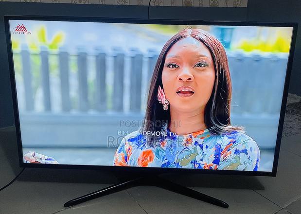 Uk Used Samsung Uhd HDR Smart Digital Satellite 40 Inches photo 11