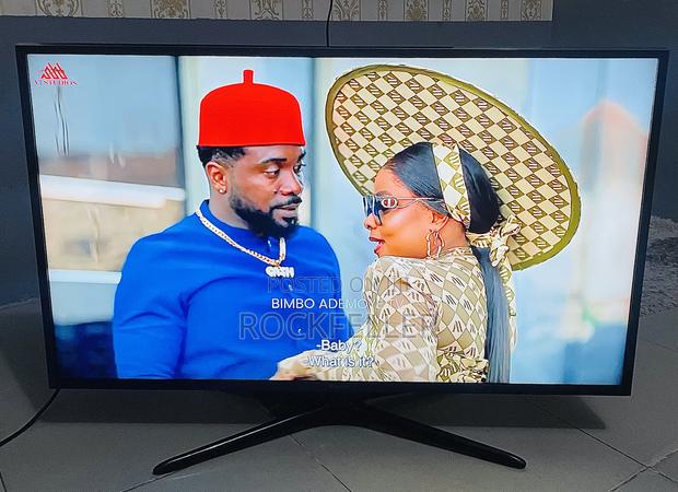 Uk Used Samsung Uhd HDR Smart Digital Satellite 40 Inches photo 7