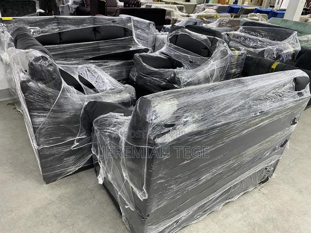 Modern Black Sofa Set for Living Room photo 2