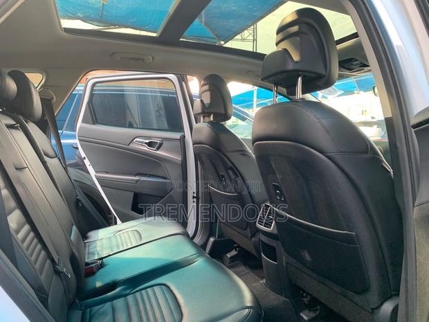 Kia Sportage X-Pro Prestige 2023 White