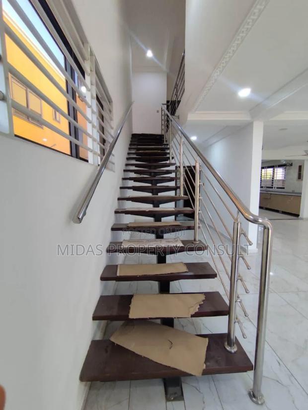3bdrm House in Ashaley Botwe for sale photo 4
