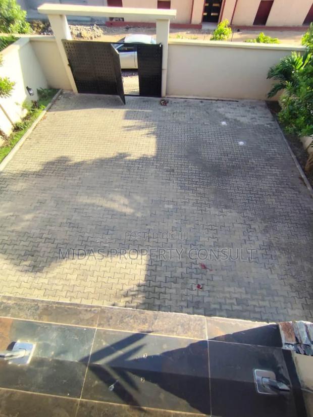 3bdrm House in Ashaley Botwe for sale photo 18