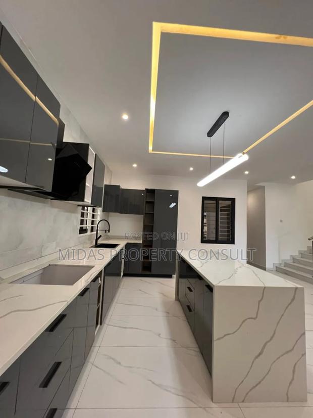 4bdrm House in East Legon Hills for sale photo 4