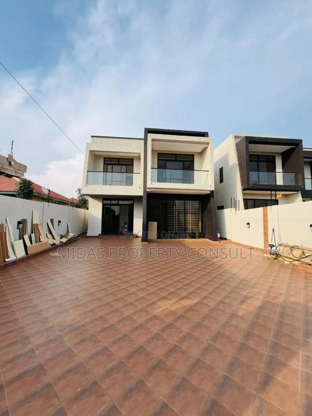 4bdrm House in East Legon Hills for sale photo 2